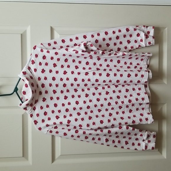 Poinsettia Turtleneck - Picture 3 of 7